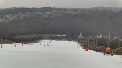 Horní část sjezdovky skiareálu Hlubočky