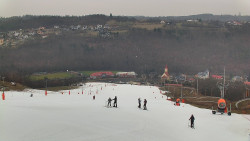 Horní část sjezdovky skiareálu Hlubočky