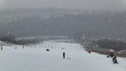 Horní část sjezdovky skiareálu Hlubočky