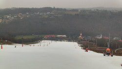 Horní část sjezdovky skiareálu Hlubočky