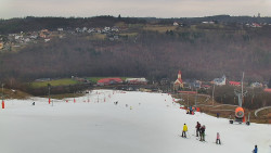 Horní část sjezdovky skiareálu Hlubočky
