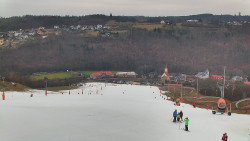 Horní část sjezdovky skiareálu Hlubočky