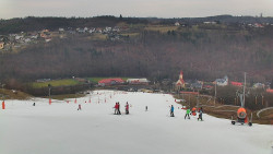 Horní část sjezdovky skiareálu Hlubočky