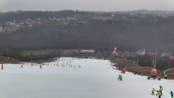 Horní část sjezdovky skiareálu Hlubočky