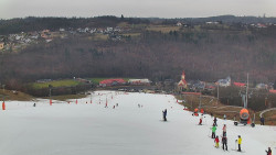 Horní část sjezdovky skiareálu Hlubočky