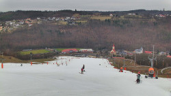 Horní část sjezdovky skiareálu Hlubočky