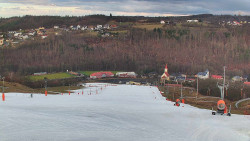 Horní část sjezdovky skiareálu Hlubočky