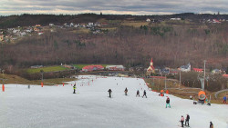 Horní část sjezdovky skiareálu Hlubočky