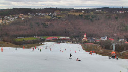 Horní část sjezdovky skiareálu Hlubočky