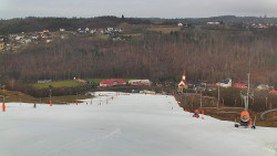 Horní část sjezdovky skiareálu Hlubočky