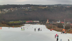 Horní část sjezdovky skiareálu Hlubočky