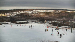 Horní část sjezdovky skiareálu Hlubočky