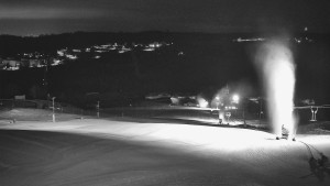 Skiareál Hlubočky - Horní část sjezdovky skiareálu Hlubočky - 16.2.2026 v 00:45 Skiareál Hlubočky - Horní část sjezdovky skiareálu Hlubočky - 16.2.2026 v 00:45