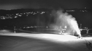 Skiareál Hlubočky - Horní část sjezdovky skiareálu Hlubočky - 16.2.2026 v 04:05 Skiareál Hlubočky - Horní část sjezdovky skiareálu Hlubočky - 16.2.2026 v 04:05