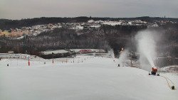 Horní část sjezdovky skiareálu Hlubočky