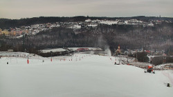 Horní část sjezdovky skiareálu Hlubočky