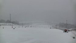 Horní část sjezdovky skiareálu Hlubočky