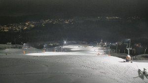 Skiareál Hlubočky - Horní část sjezdovky skiareálu Hlubočky - 16.2.2026 v 20:30 Skiareál Hlubočky - Horní část sjezdovky skiareálu Hlubočky - 16.2.2026 v 20:30