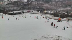 Horní část sjezdovky skiareálu Hlubočky