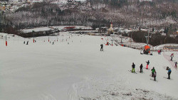 Horní část sjezdovky skiareálu Hlubočky