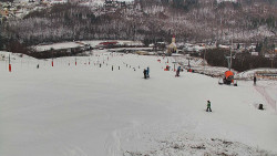 Horní část sjezdovky skiareálu Hlubočky