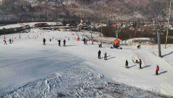 Horní část sjezdovky skiareálu Hlubočky