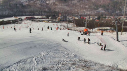 Horní část sjezdovky skiareálu Hlubočky