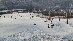 Horní část sjezdovky skiareálu Hlubočky