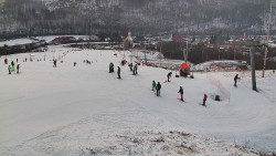 Horní část sjezdovky skiareálu Hlubočky