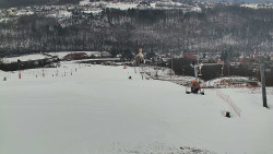 Horní část sjezdovky skiareálu Hlubočky