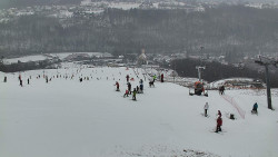 Horní část sjezdovky skiareálu Hlubočky