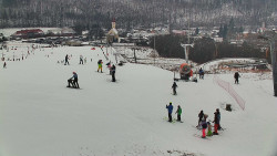 Horní část sjezdovky skiareálu Hlubočky