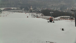 Horní část sjezdovky skiareálu Hlubočky