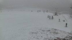 Horní část sjezdovky skiareálu Hlubočky