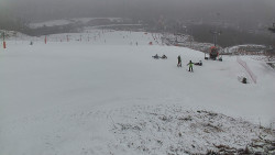 Horní část sjezdovky skiareálu Hlubočky