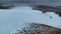 Horní část sjezdovky skiareálu Hlubočky