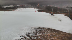 Horní část sjezdovky skiareálu Hlubočky