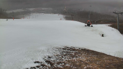 Horní část sjezdovky skiareálu Hlubočky