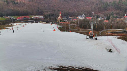 Horní část sjezdovky skiareálu Hlubočky