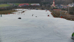 Horní část sjezdovky skiareálu Hlubočky