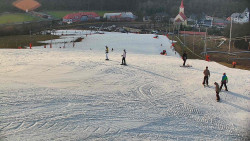 Horní část sjezdovky skiareálu Hlubočky