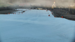 Horní část sjezdovky skiareálu Hlubočky