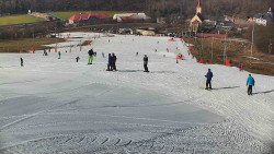 Horní část sjezdovky skiareálu Hlubočky