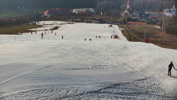 Horní část sjezdovky skiareálu Hlubočky