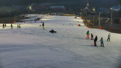 Horní část sjezdovky skiareálu Hlubočky