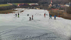 Horní část sjezdovky skiareálu Hlubočky