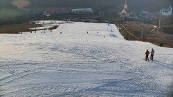 Horní část sjezdovky skiareálu Hlubočky