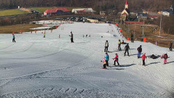 Horní část sjezdovky skiareálu Hlubočky