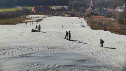 Horní část sjezdovky skiareálu Hlubočky