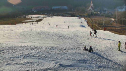 Horní část sjezdovky skiareálu Hlubočky